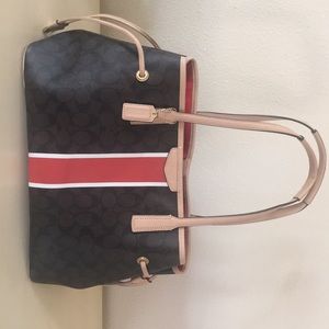 Coach handbag bran new with tag classic